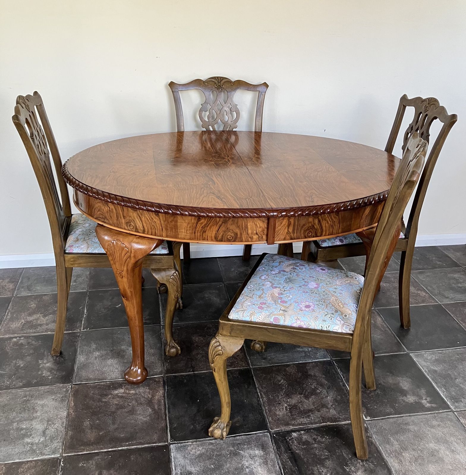 Superbly Restored Georgian Burr Walnut Wind Out Extending Dining Table And Chair Set By James Phillips & Sons Bristol; Queen Anne Legs