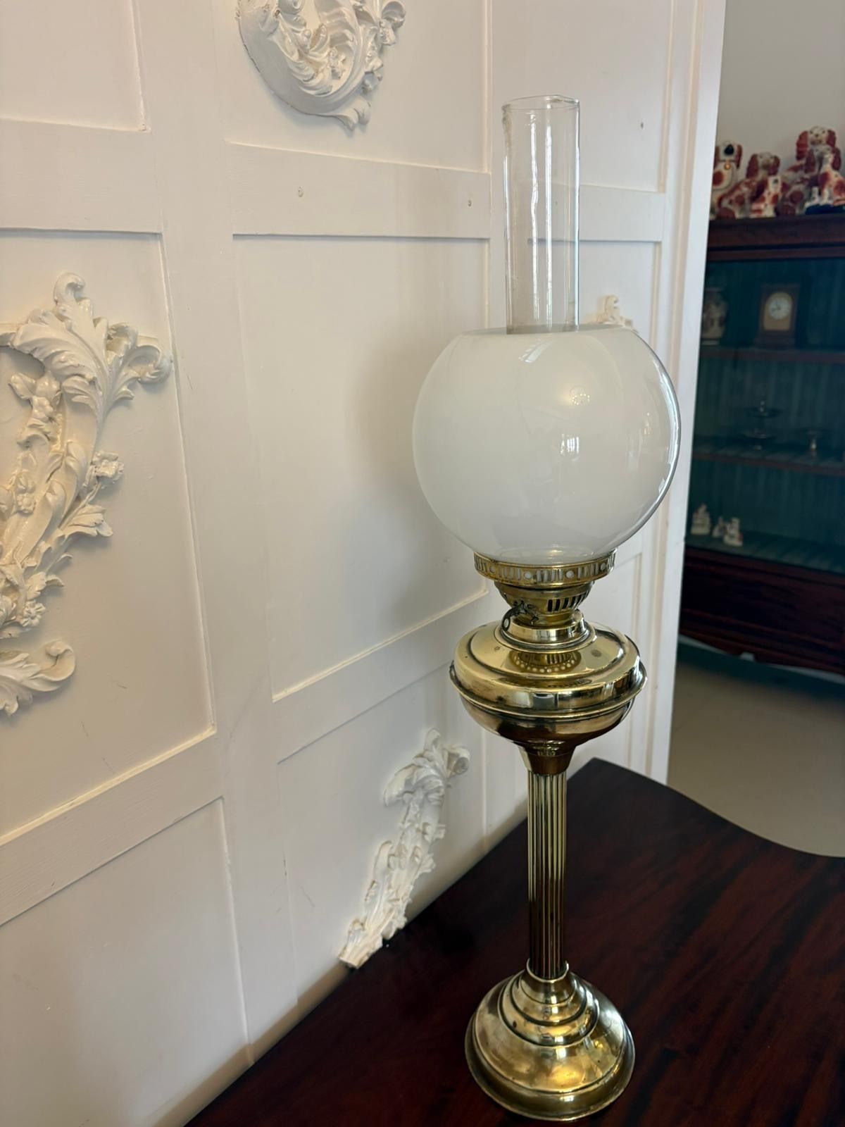 Antique Early 20th Century English Brass Oil Lamp With Opaline Shade photo 685.0