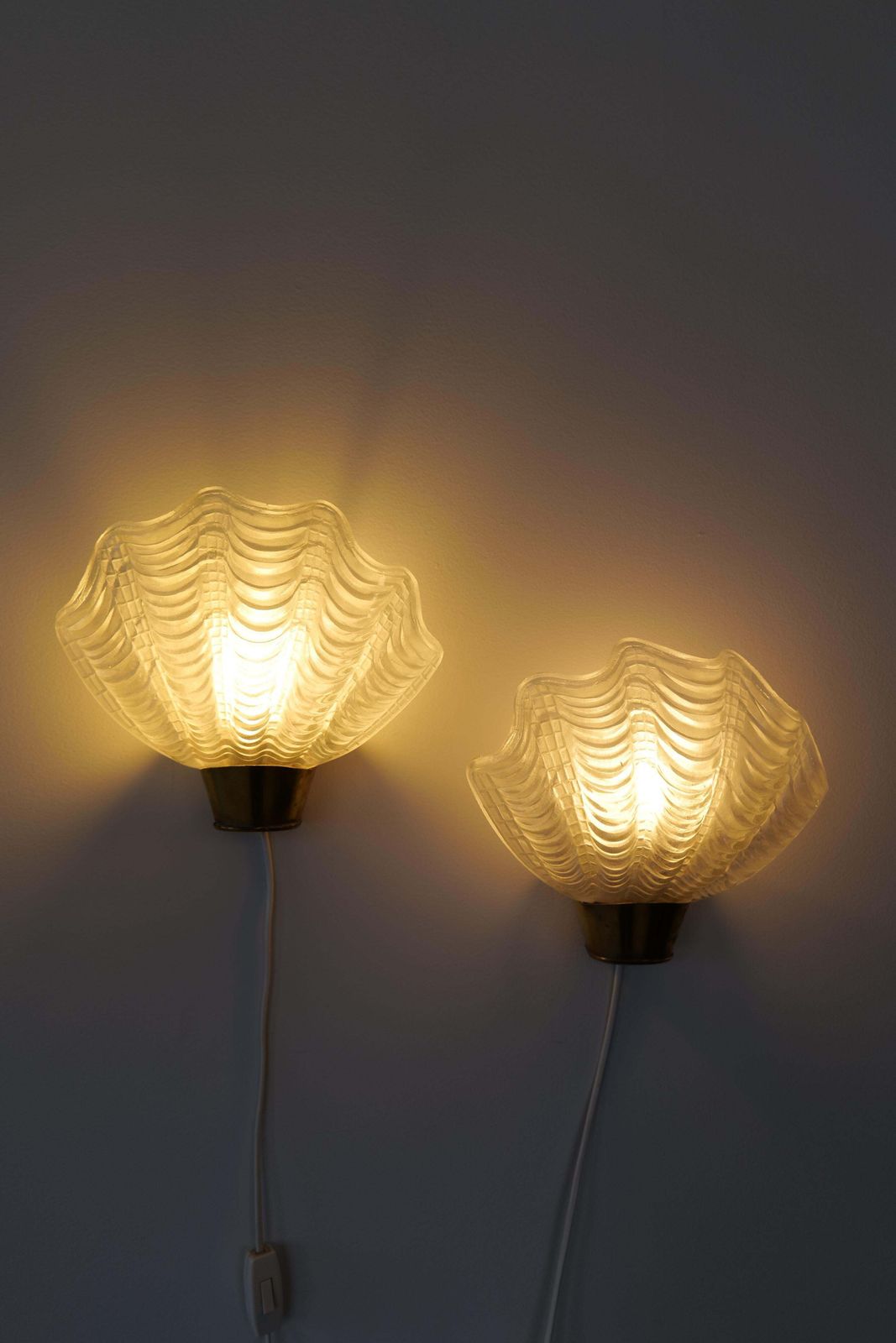 Midcentury Asea Brass And Glass Wall Lights, Seashell Design 1950s Sweden photo vintage
