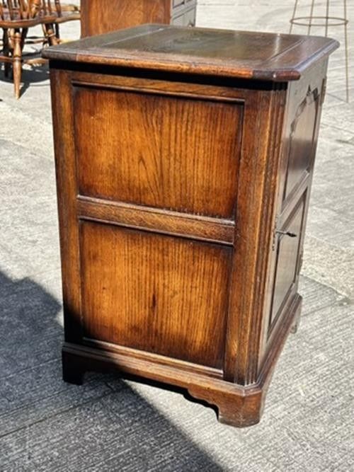Good Quality Cumpers Of Salisbury English Oak Cupboard Side Cabinet photo buy