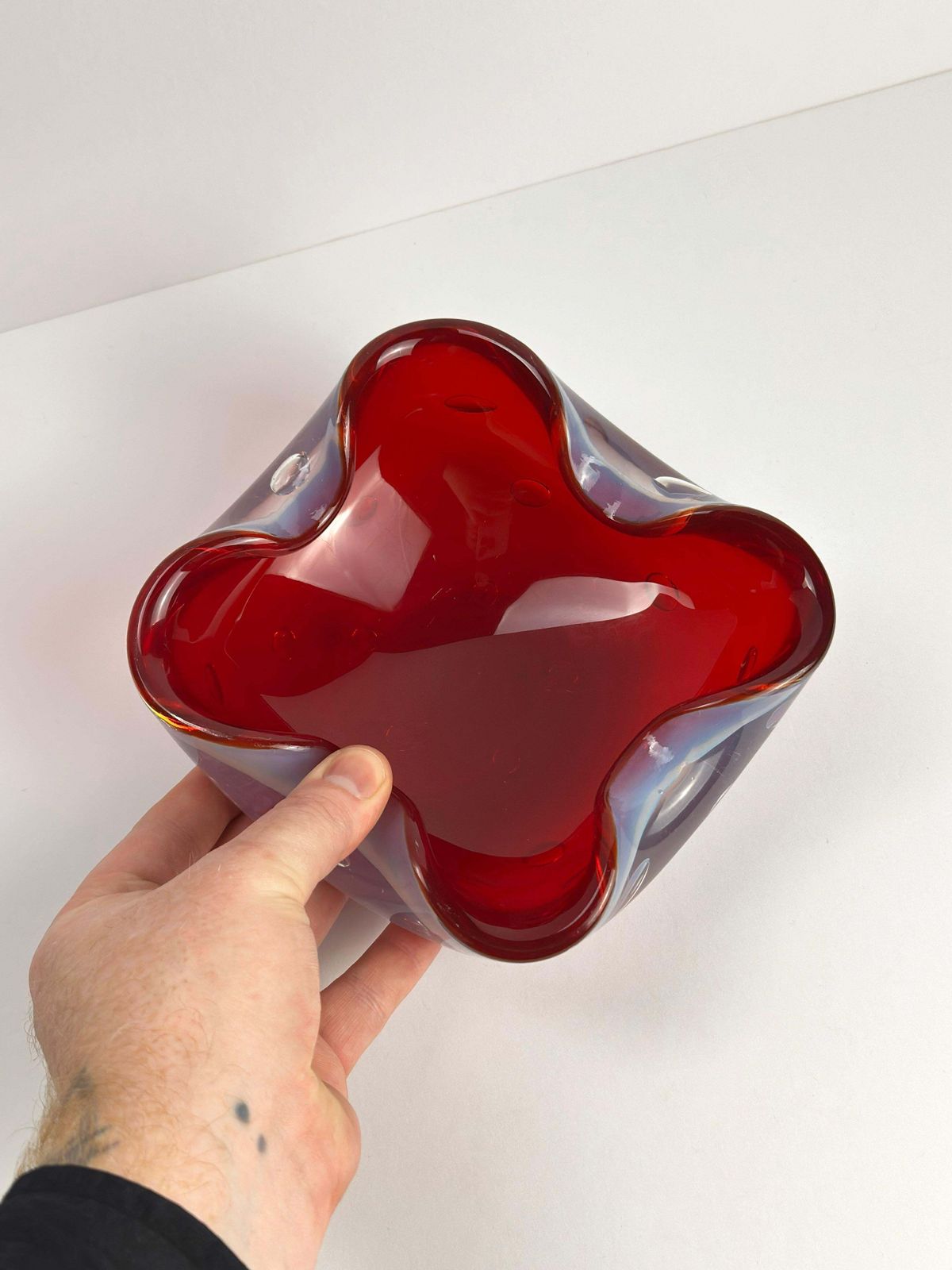 Murano Sommerso Glass Bowl By Alfredo Barbini, Ruby Red And Alabastro photo 536.0