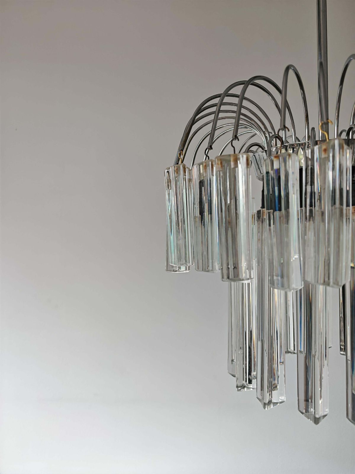photo furniture Mid Century Modern "Fountain" Chandelier By Venini, Italy 1960s