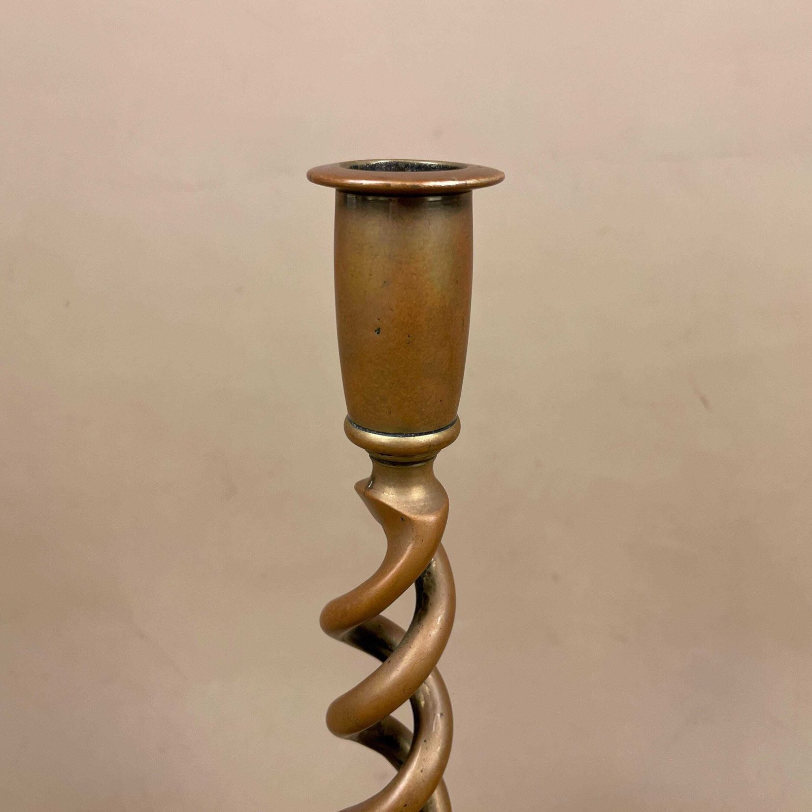 Antique Matching Pair Of Oriental Chinese Gold Brass Metal Candlestick Candle Stick Vintage Column Taper Dinner Candlesticks Twisted Twist photo 75.0