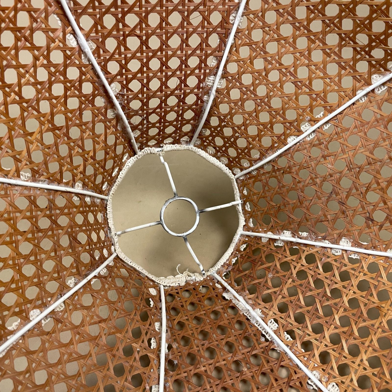 Vintage Rattan Wicker Wood Light Shade Ceiling Lightshade Pendant Scallop Petal Shape Retro Lampshade Antique Lamp Brown Cream photo vintage