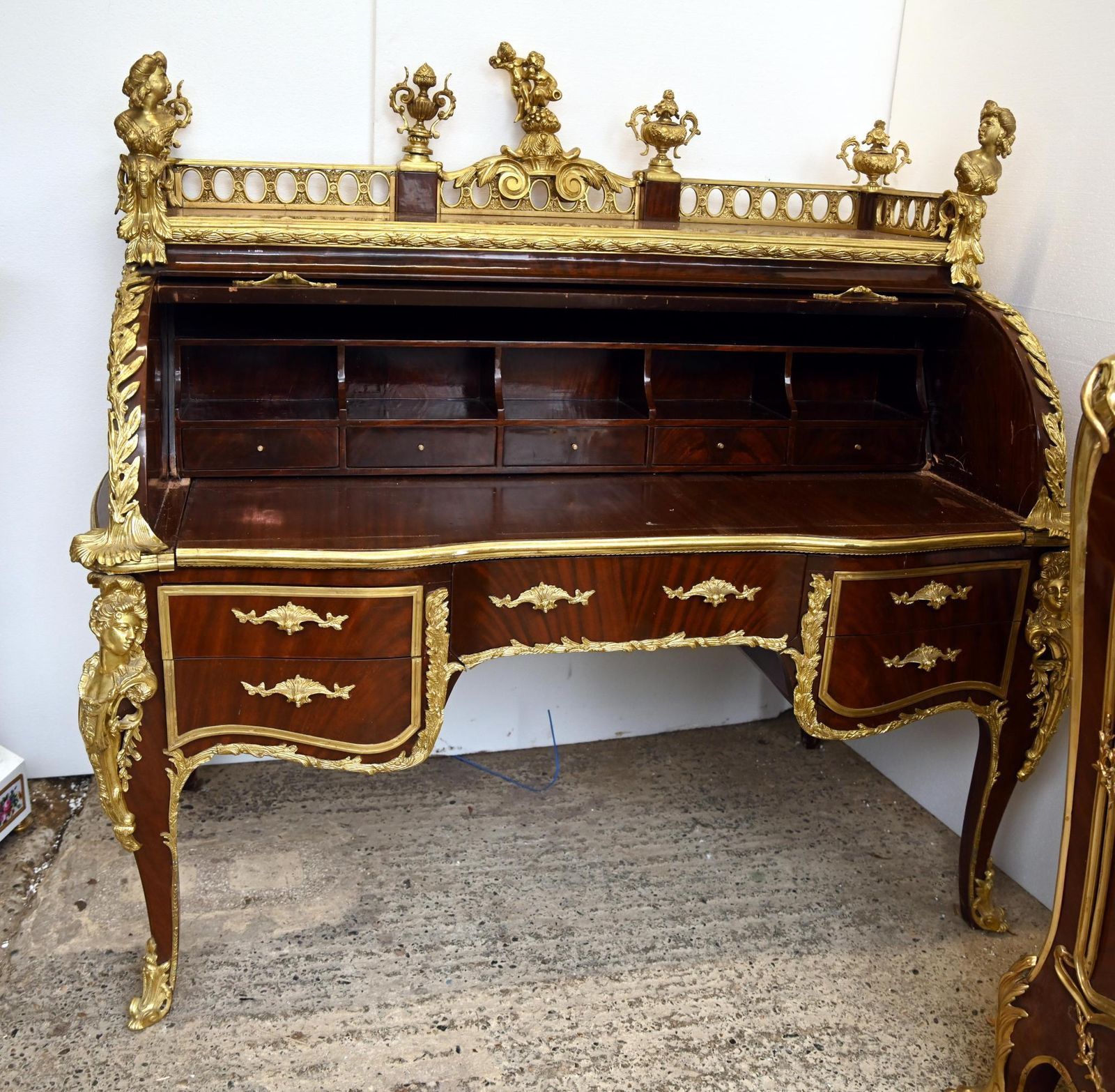 French Desk Bureau A Cylinder Roll Top Roi Louis XV photo furniture