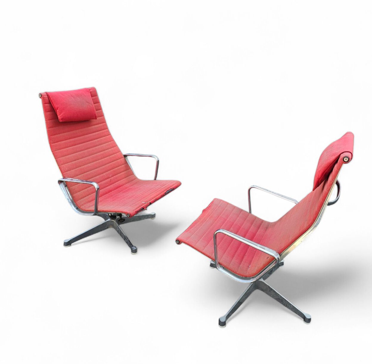 2 X Early Edition Ea 124 Aluminum Swivel Armchair By Charles & Ray Eames Herman Miller / Tilt Mechanism photo vintage