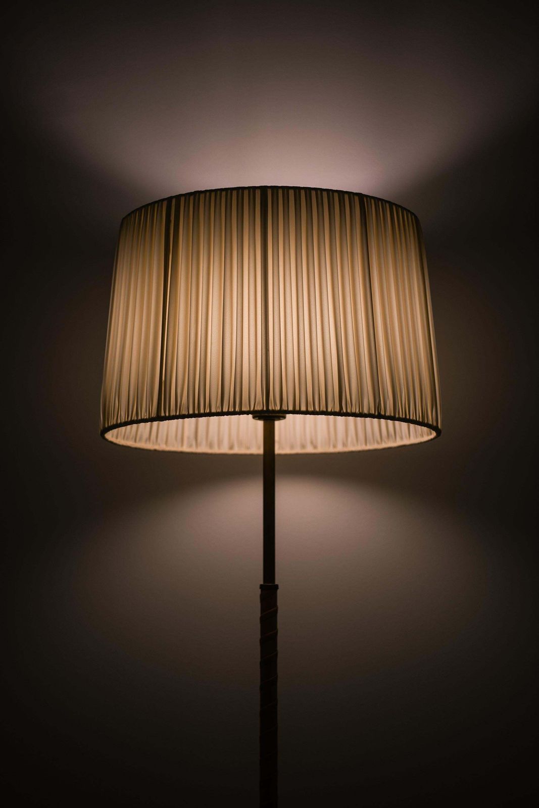 Rare Floor Lamp In Brass And Leather By Harald Notini, 1940s photo buy
