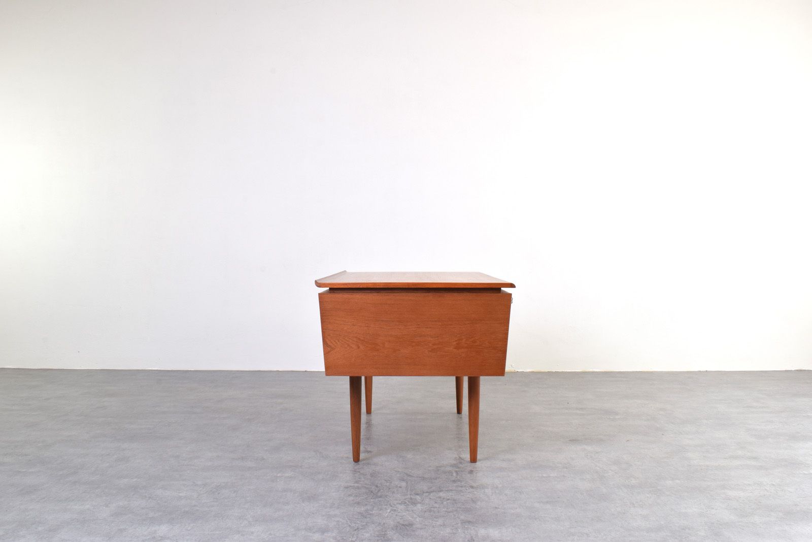 Mid Century Danish Teak Executive Desk, 1960s. photo vintage