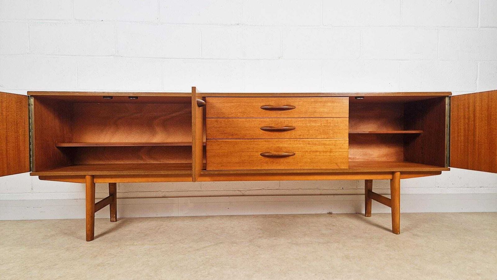 Avalon Vintage 1960s Danish Medium Teak Design Long John Sideboard Buffet Credenza photo Furniture