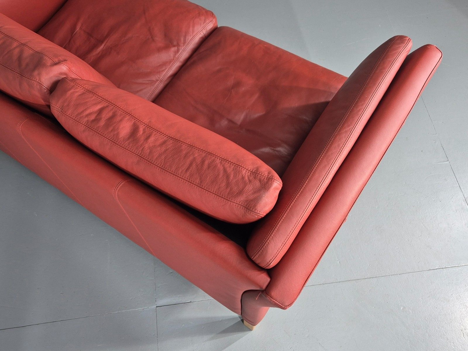 photo buy Vintage Danish 2 Seater Danish Skalma Red Leather 1980s Retro Mcm Eb10512 M2ss
