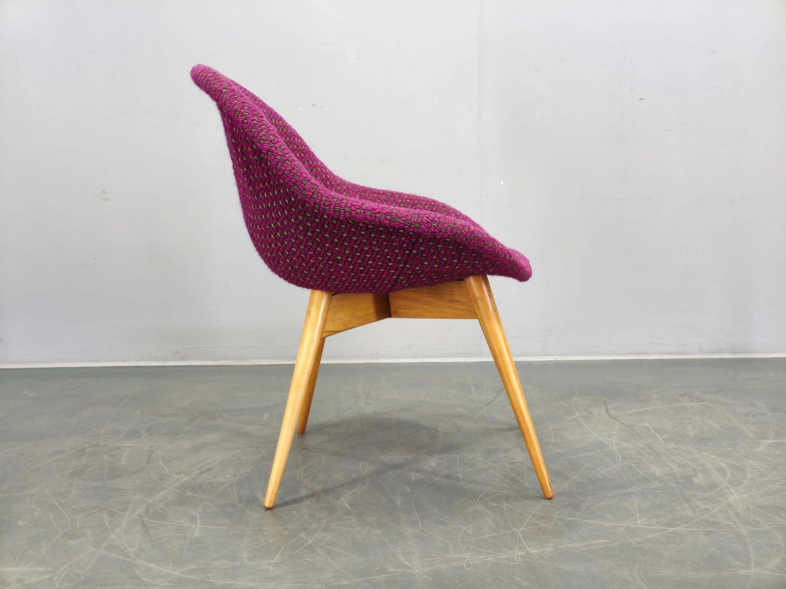 Miroslav Navratil Shell Lounge Chair, Czechoslovakia 1960s photo vinterior