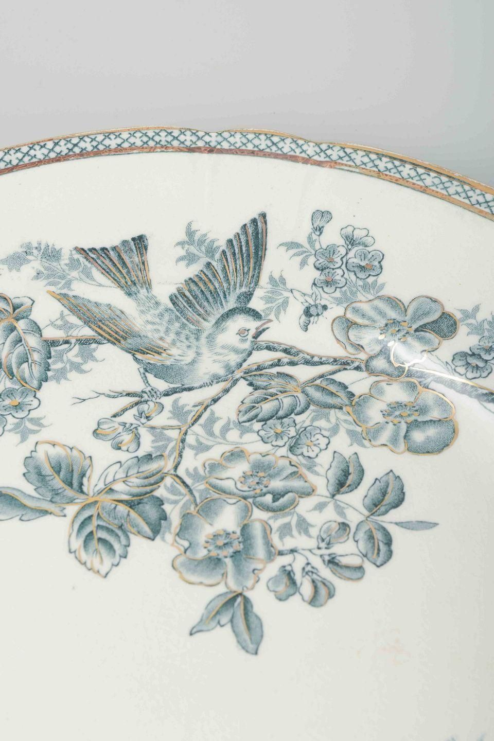 Gustavsberg, « Wexiö ». Cinq assiettes plates en faïence à décor imprimé. photo for sale
