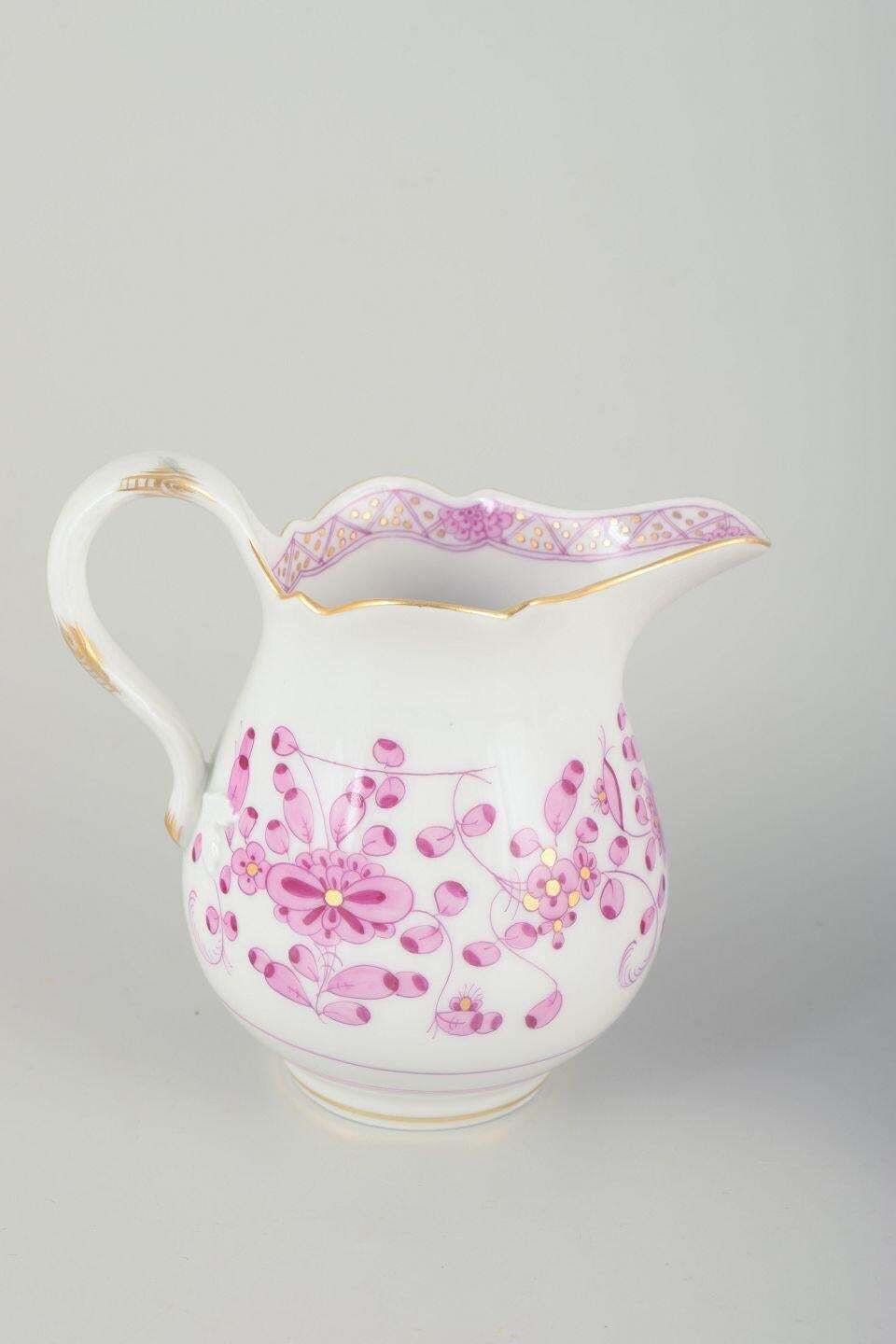 Meissen, “Pink Indian”. Porcelain Sugar Bowl And Cream Jug, Early 20th C. photo for sale