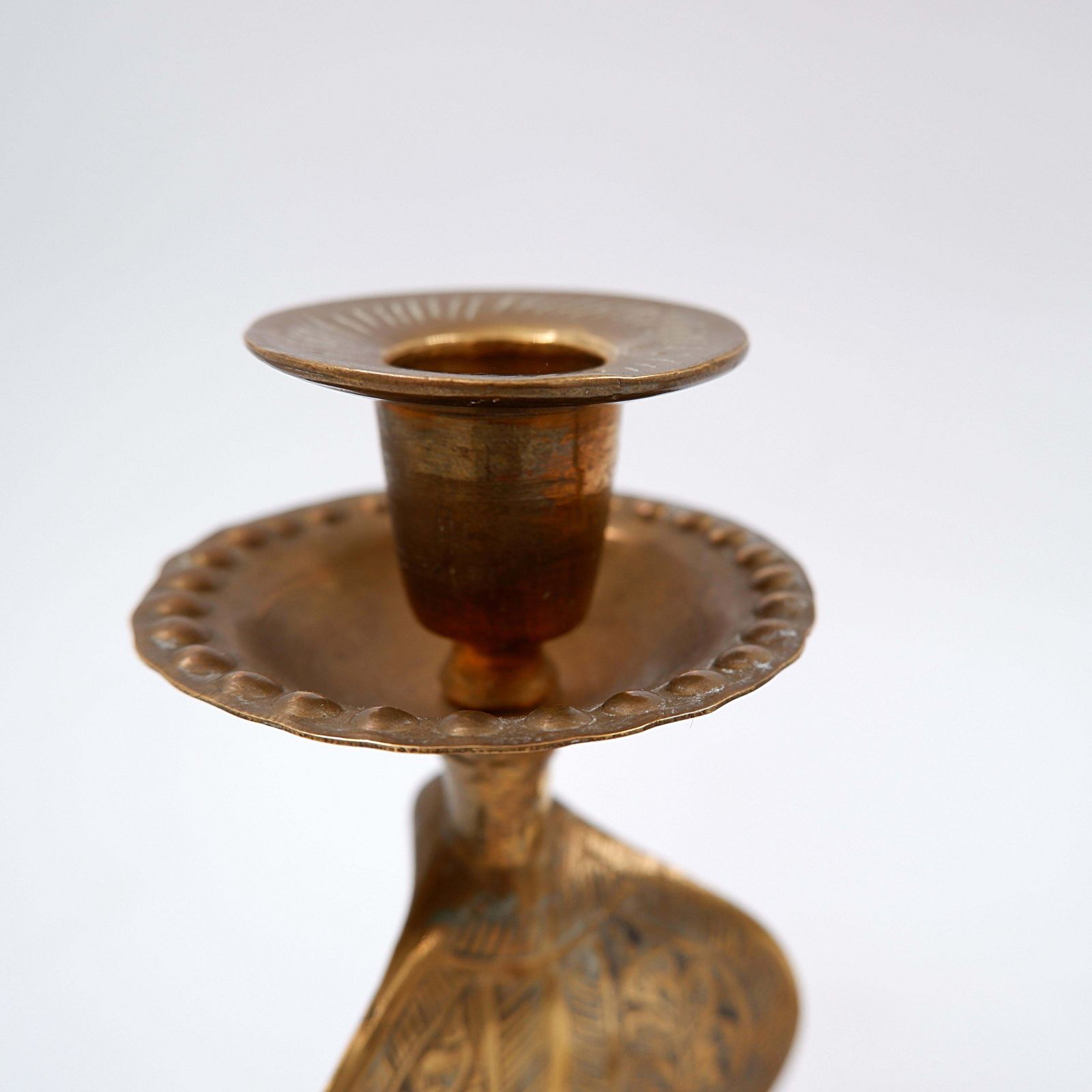 photo vinterior Pair Of Engraved Brass Cobra Candlesticks   Bohemian Style, 1960s
