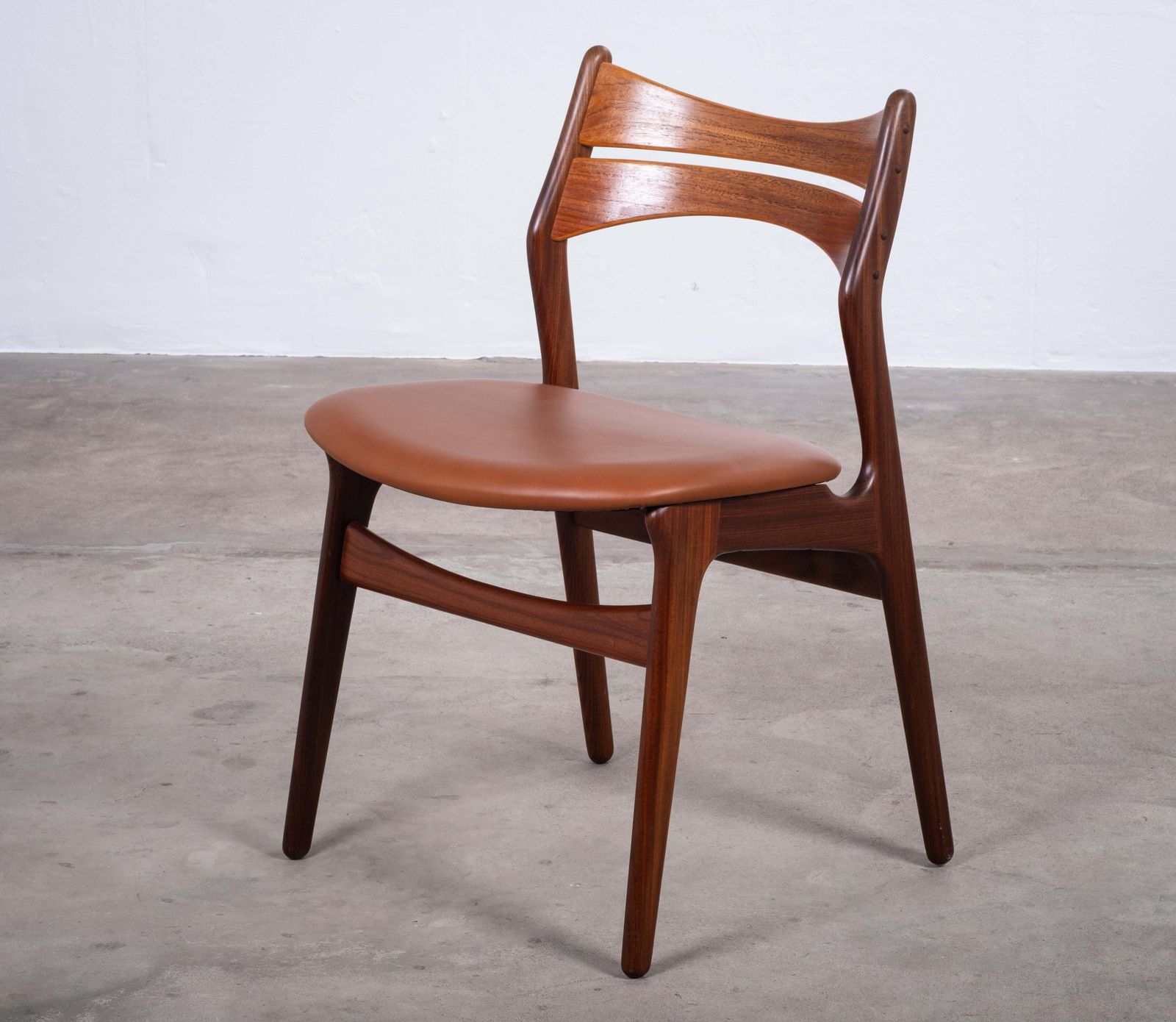 Set Of 4 Dining Chairs In Teak By Erik Buch. Denmark, 1960s photo vinterior
