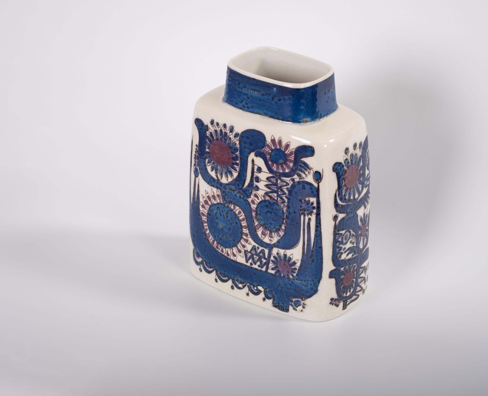 Royal Copenhagen Tenera Vase No. 436/3132 photo furniture