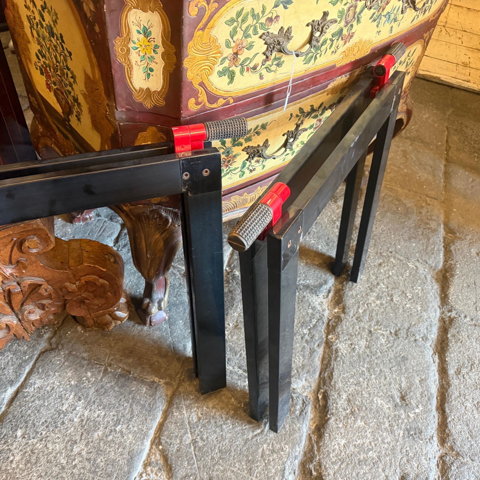 Set Of Two 1970s Modern Easels For Gaetano Table By Gae Aulenti For Zanotta photo 1238.0
