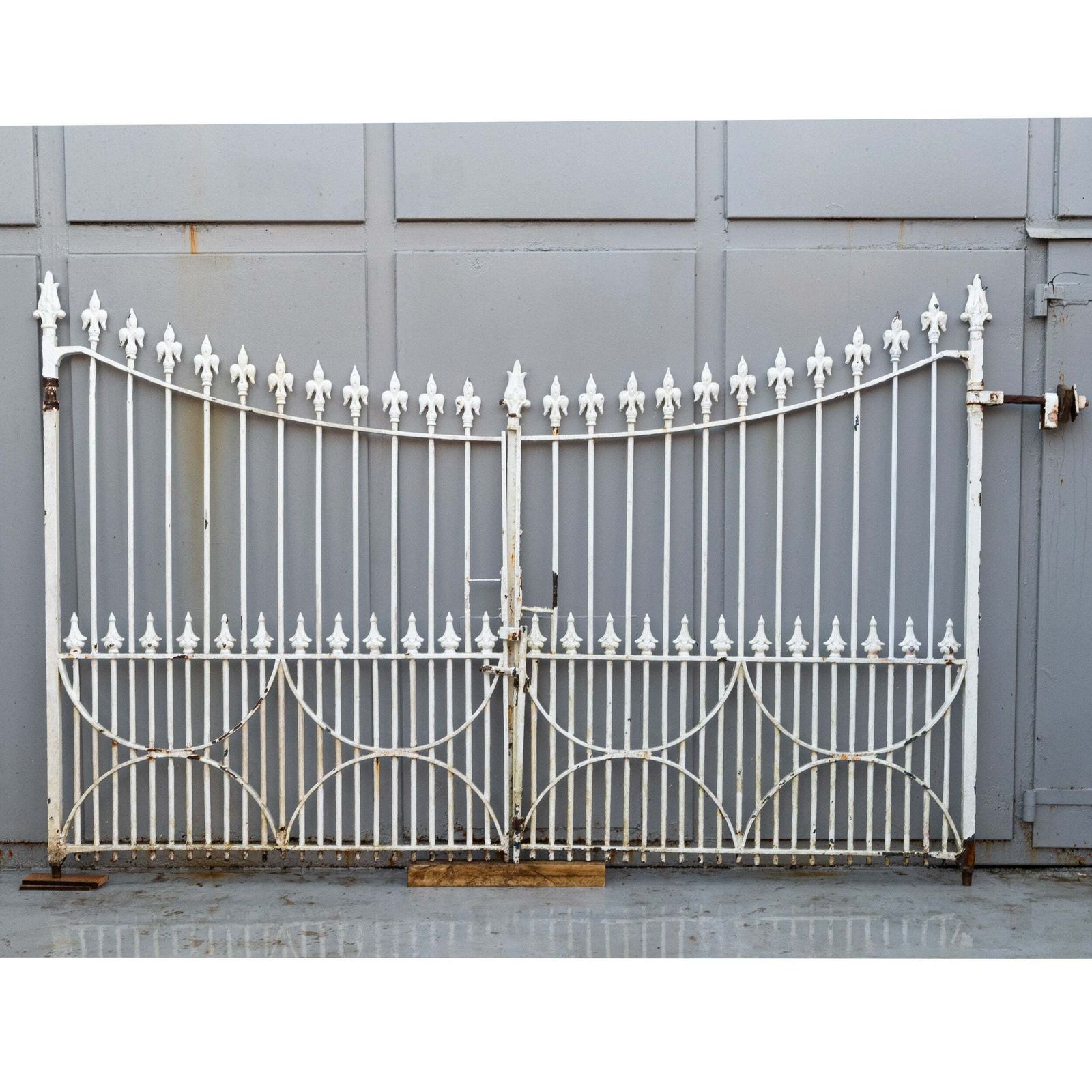 Impressive Victorian Wrought Iron Driveway Gates With Fleur De Lys Finials photo for sale