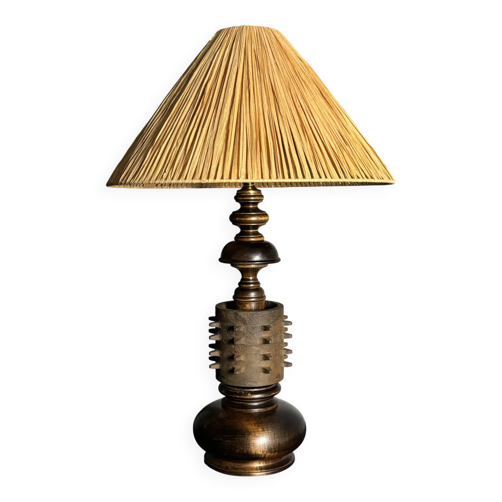 Grande lampe de table brutaliste en bois tourné et fonte, années 1960