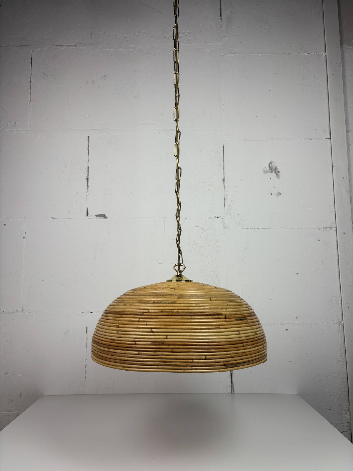 Suspension mid-century en jonc, rotin, bambou et laiton, photo 642.0