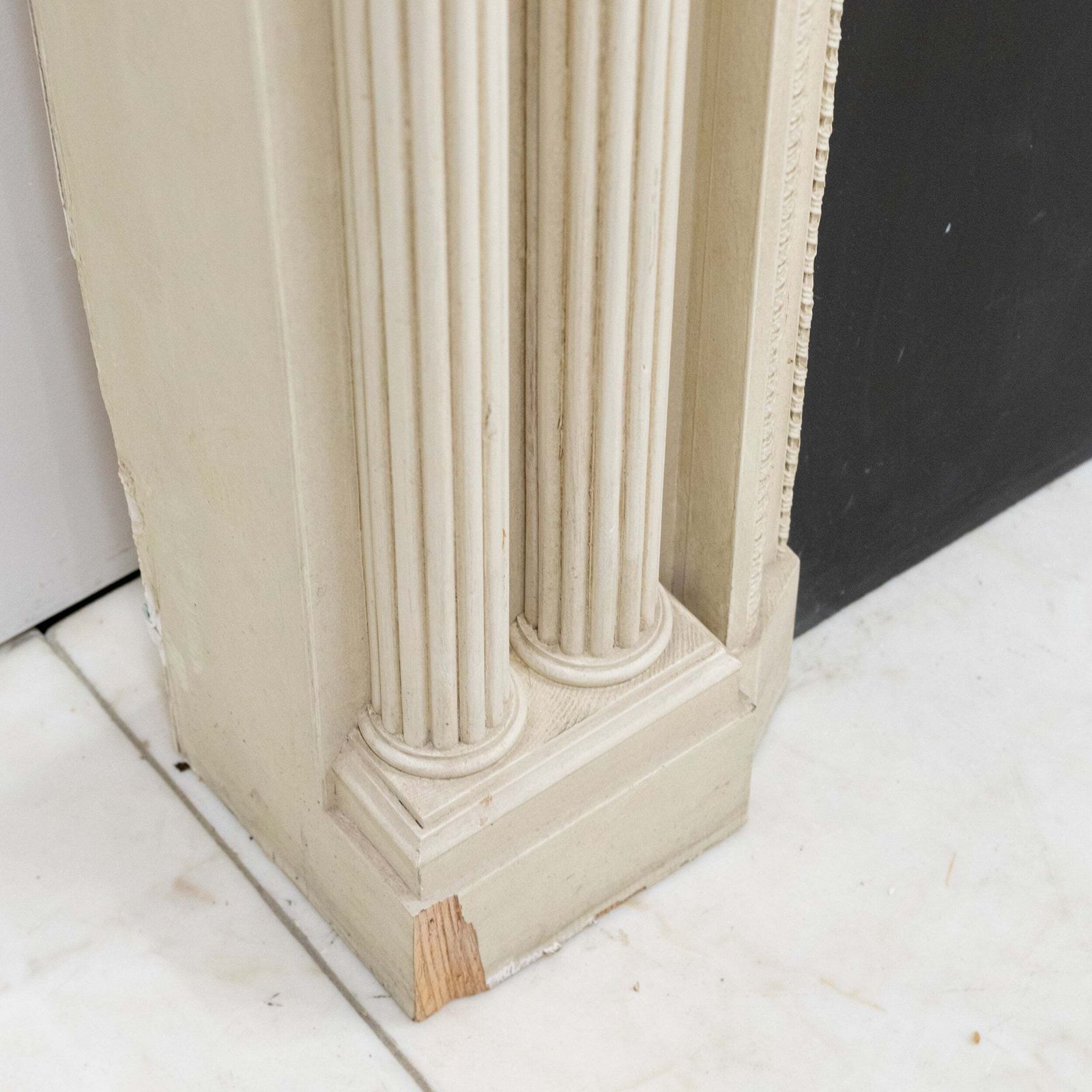 3400.0 Ornate Neoclassical Style Wooden Surround With Capitals photo