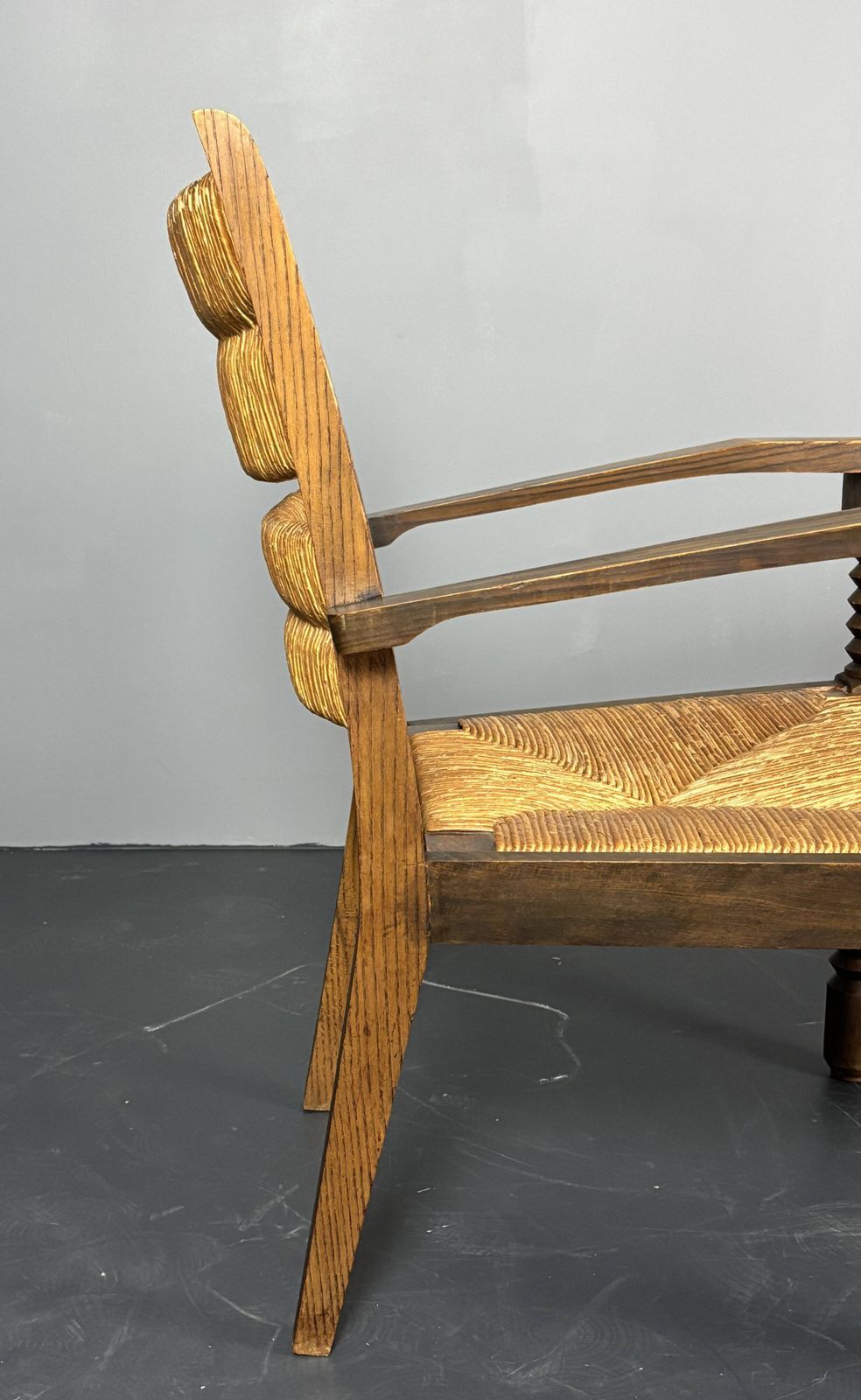 Fauteuil à pieds tournés en jonc, dans le style de Charles Dudouyt, France, années 1950 photo vintage