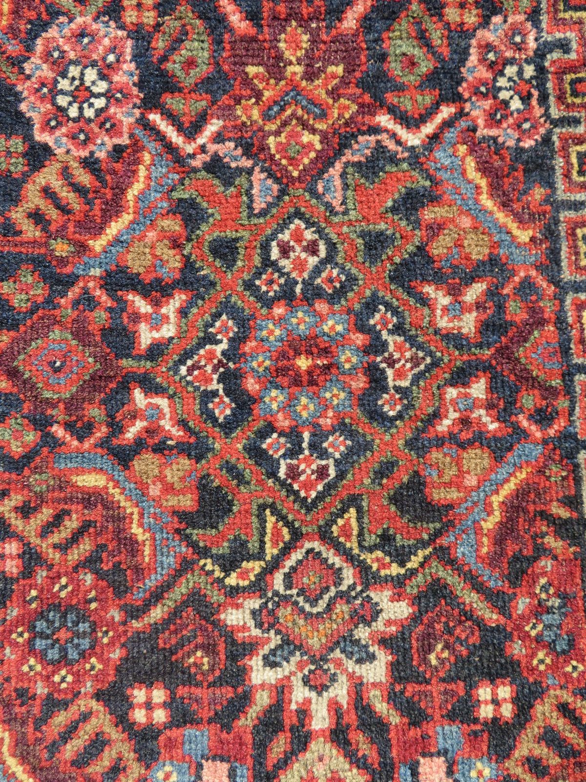 Fine Antique Rug. 204cm X 130cm photo 795.0
