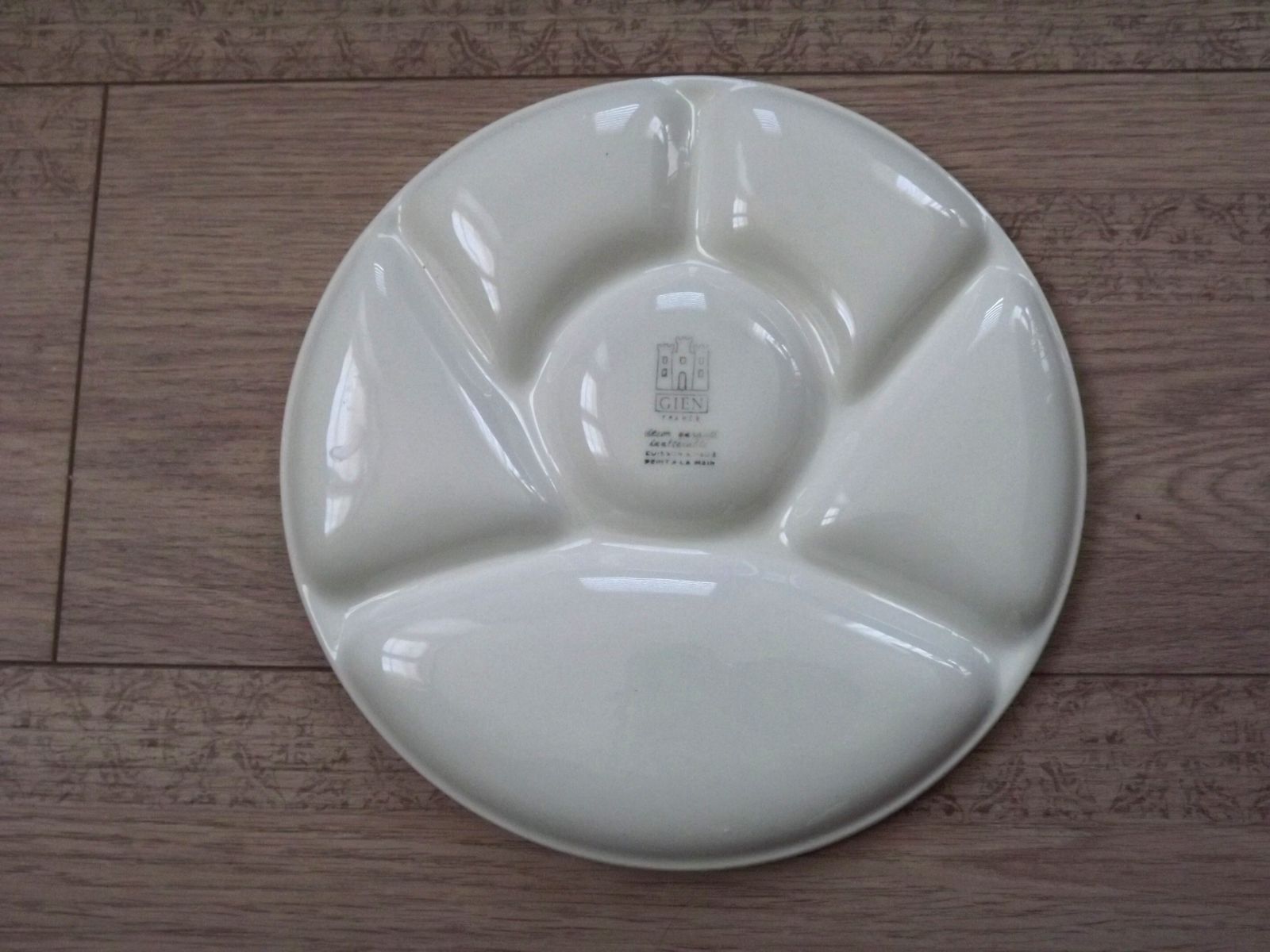 photo buy Set Of 6 Vintage 1970s French Porcelain Gien Hand Painted Fondue Plates 5821