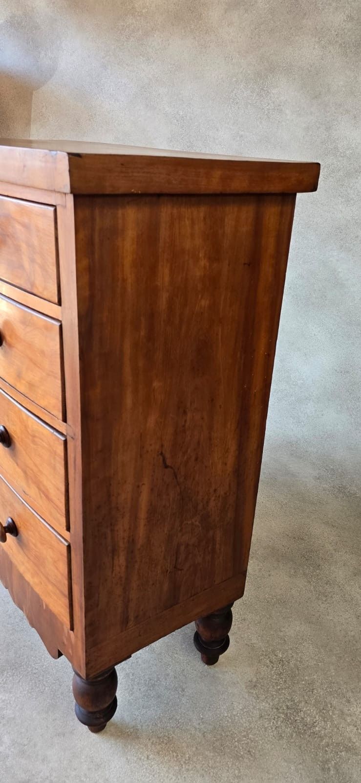 photo furniture Victorian Antique Pine Chest Of Drawers 2 Over 3 Tallboy Scalloped Apron