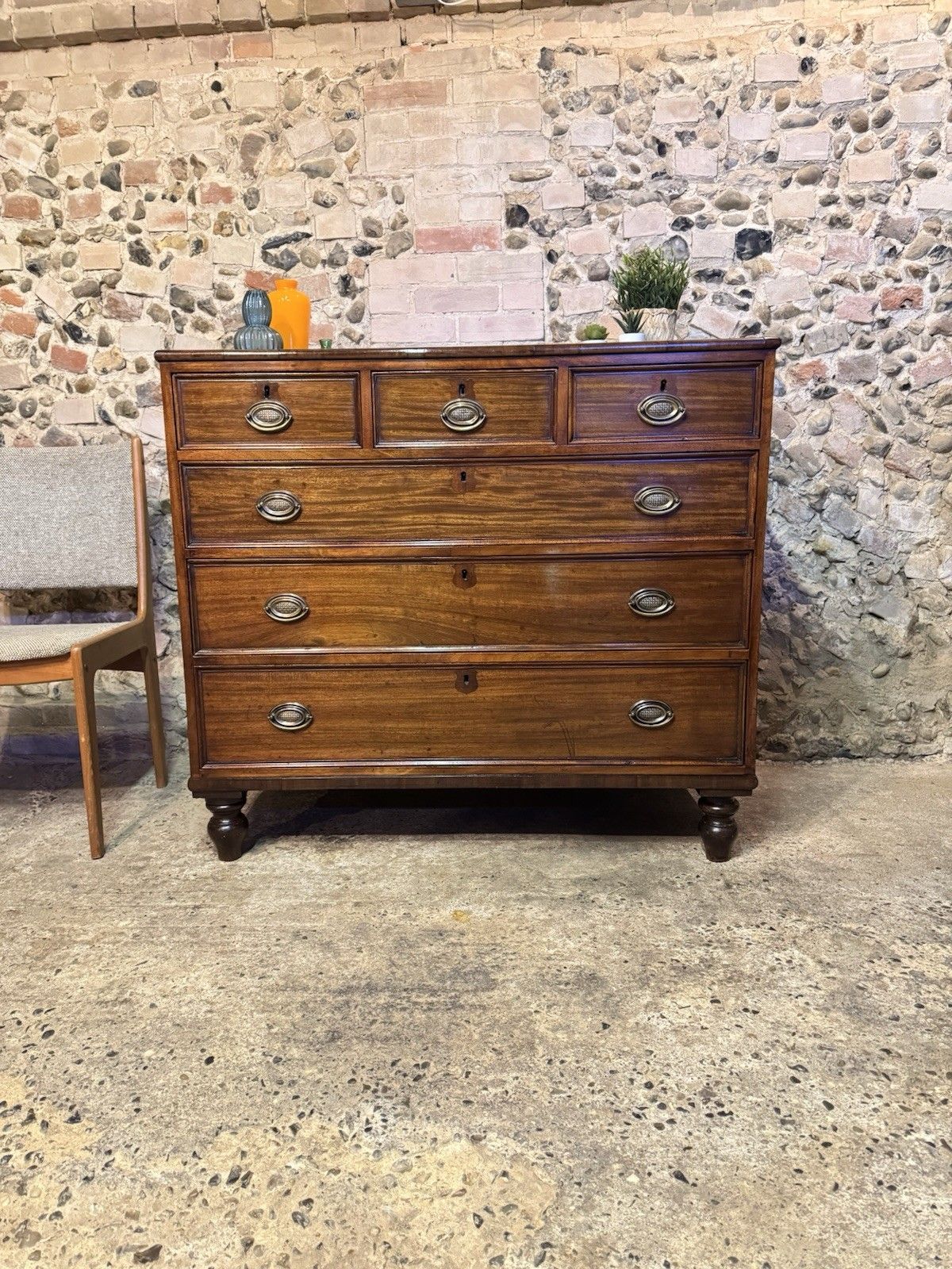 🚛 Large Antique / Georgian Mahogany Chest Of Drawers
