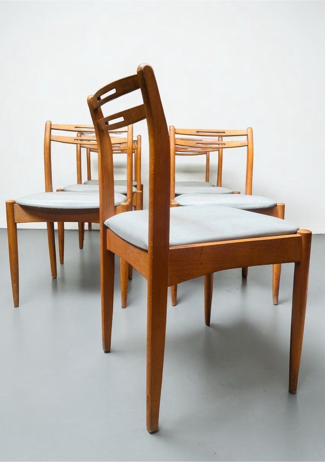 photo buy Set Of Seven Teak Morris Of Glasgow Dining Chairs Danish Style Rare Mid Century