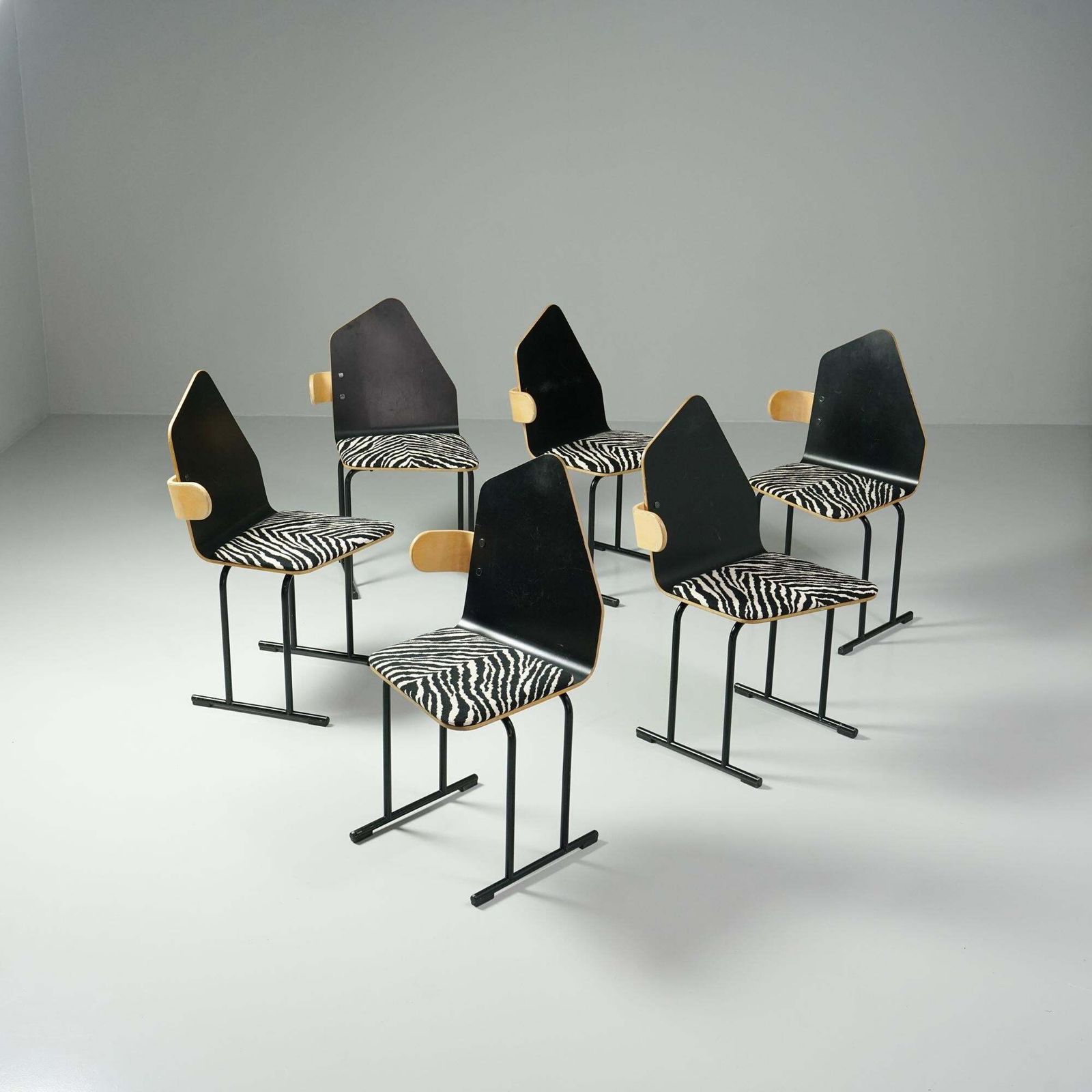 Set Of Six Model "Vino" Chairs, Yrjö Kukkapuro, Avarte, 1980s photo furniture