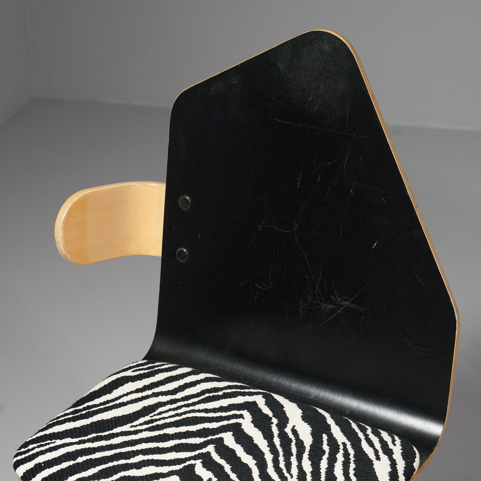 Set Of Six Model "Vino" Chairs, Yrjö Kukkapuro, Avarte, 1980s photo Furniture
