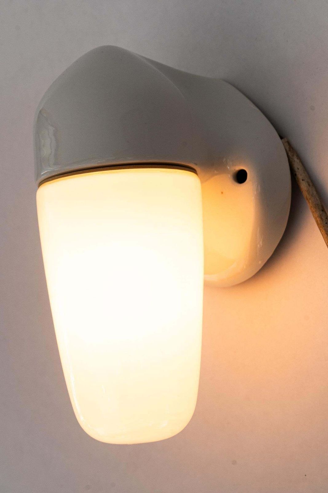 photo vintage Porcelain Pair Of Wall Lights By Wilhelm Wagenfeld For Lindner, 1940s, Germany