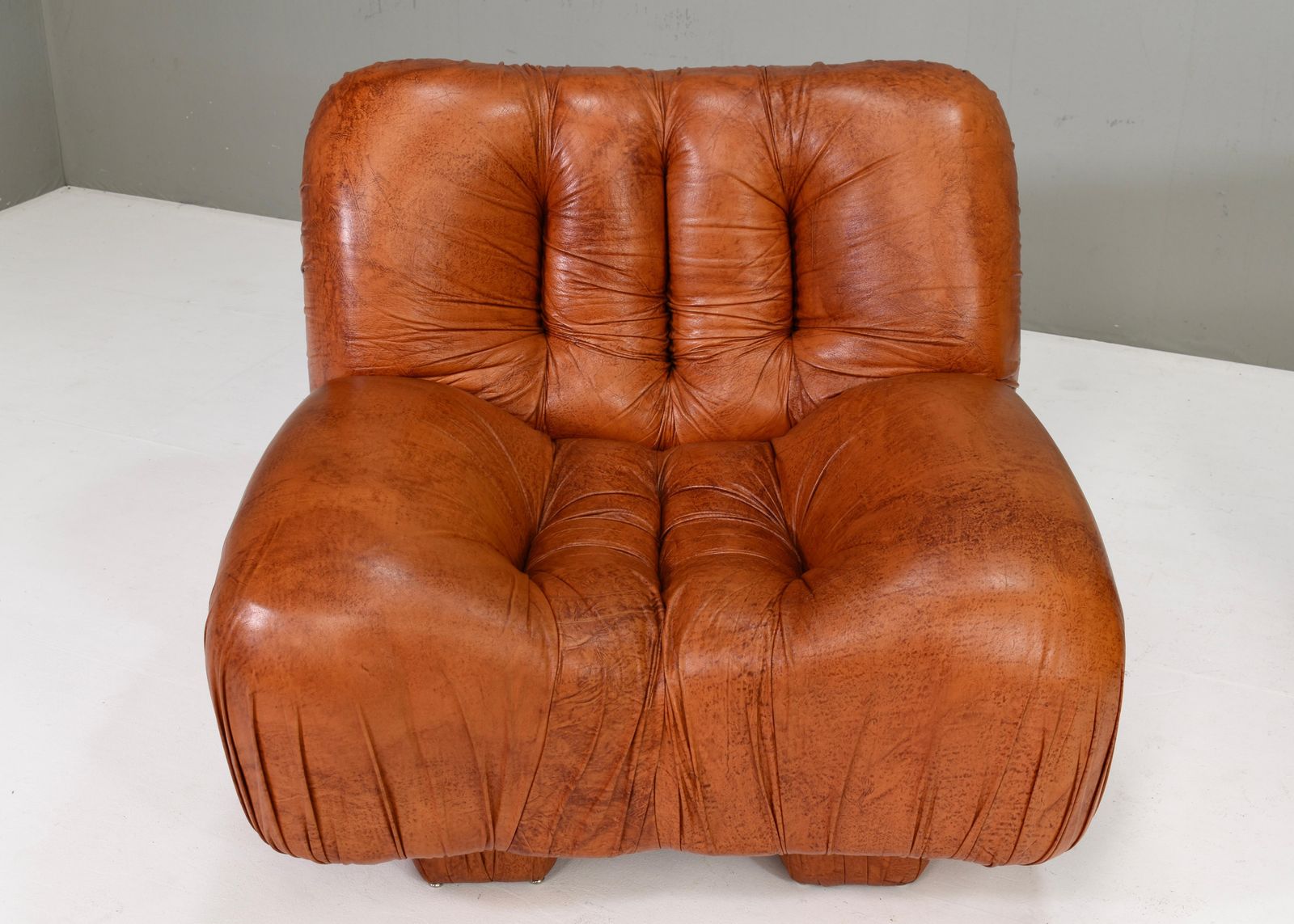 Furniture Giuseppe Rossi Di Albizzate Lounge Chairs In Leather, Italy – 1970’s photo