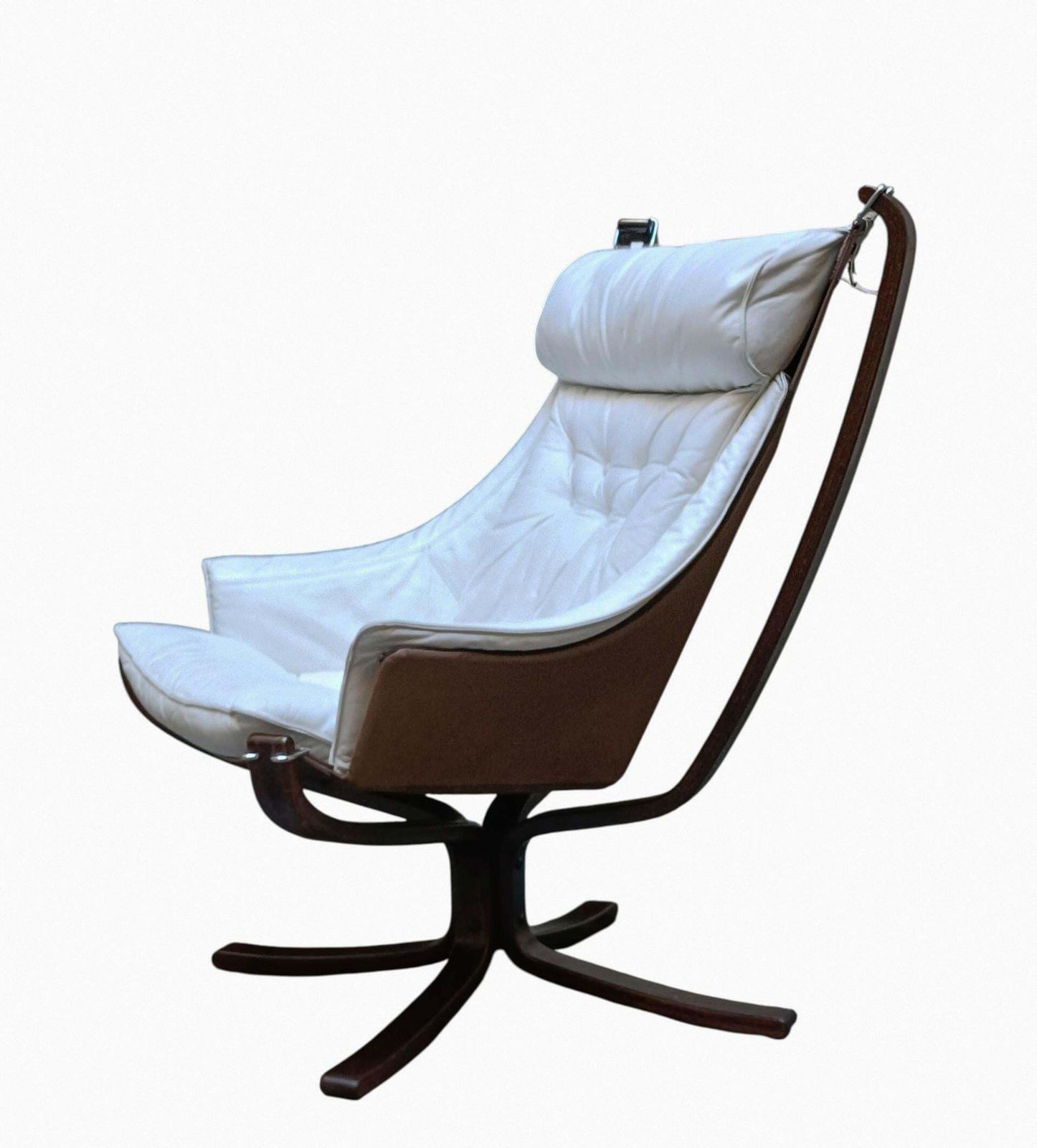 Sigurd Ressell For Vatne Armchair 'Viking,' Leather Poltrona Frau, Norway 1980s photo for sale