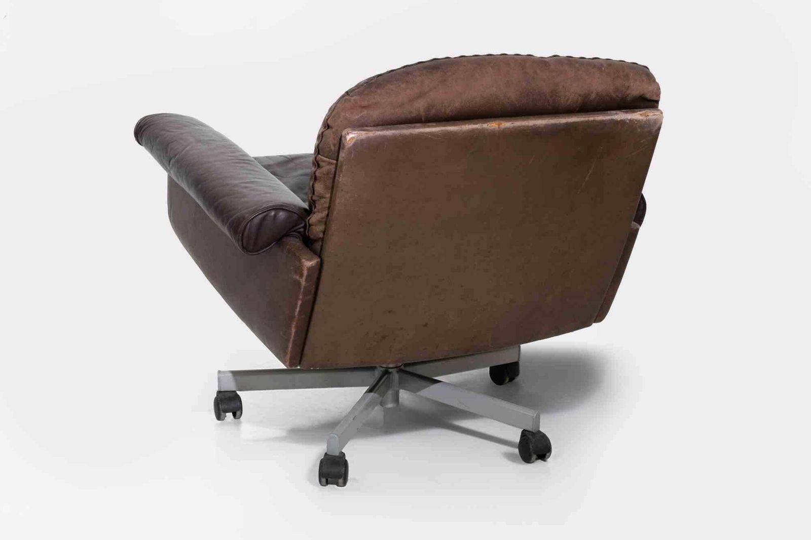 Mid Century Modern Swivel Lounge Chair, 1960s photo furniture
