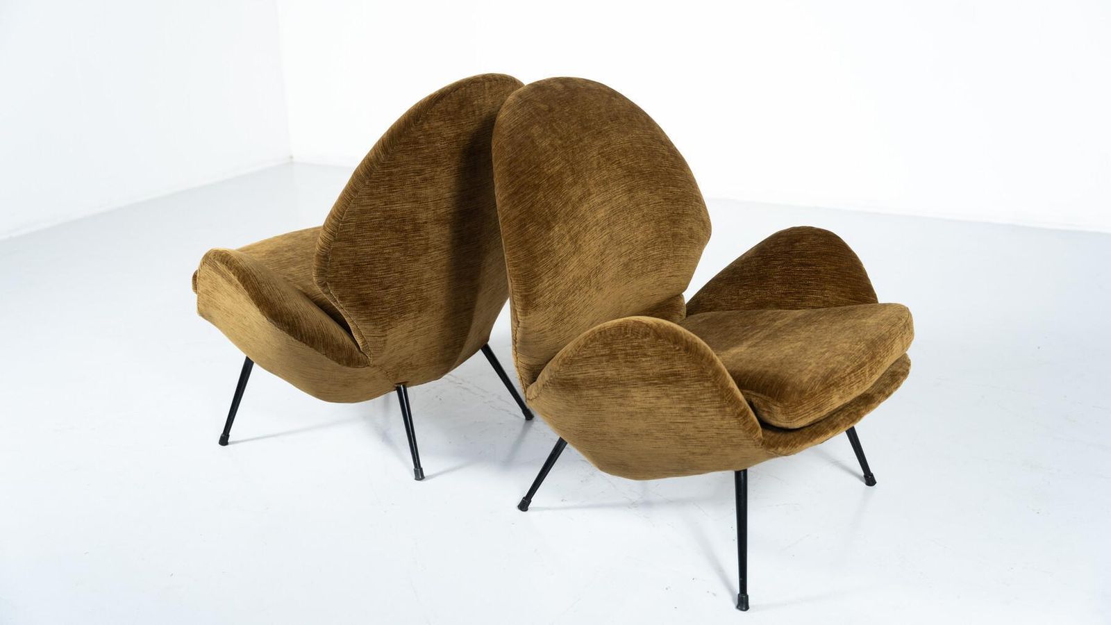 Pair Of Armchairs, Italy, 1950s   New Velvet Upholstey photo vintage