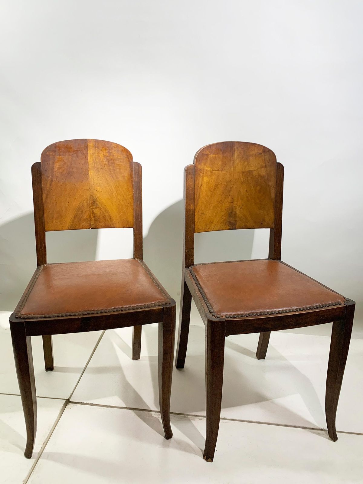 Set Of Six French Art Deco Walnut Dining Chairs With Arched Backs, France, 1930s photo vintage