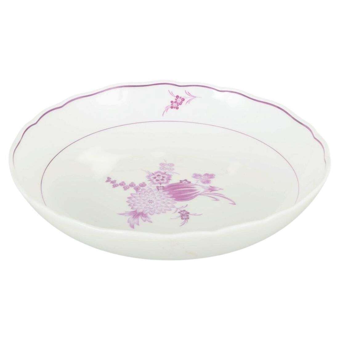 Meissen, Germany. Round Porcelain Bowl With Lilac Floral Motif. 1930s