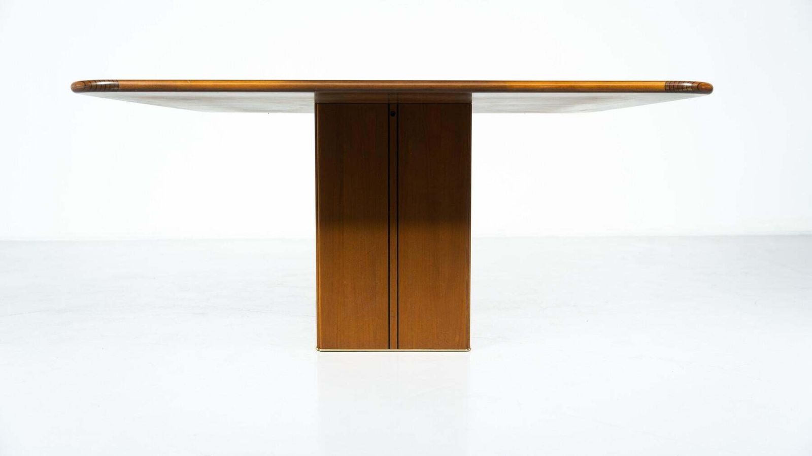 Africa Dining Table By Afra & Tobia Scarpa, Maxalto Artona Series, Italy, 1970s photo Furniture