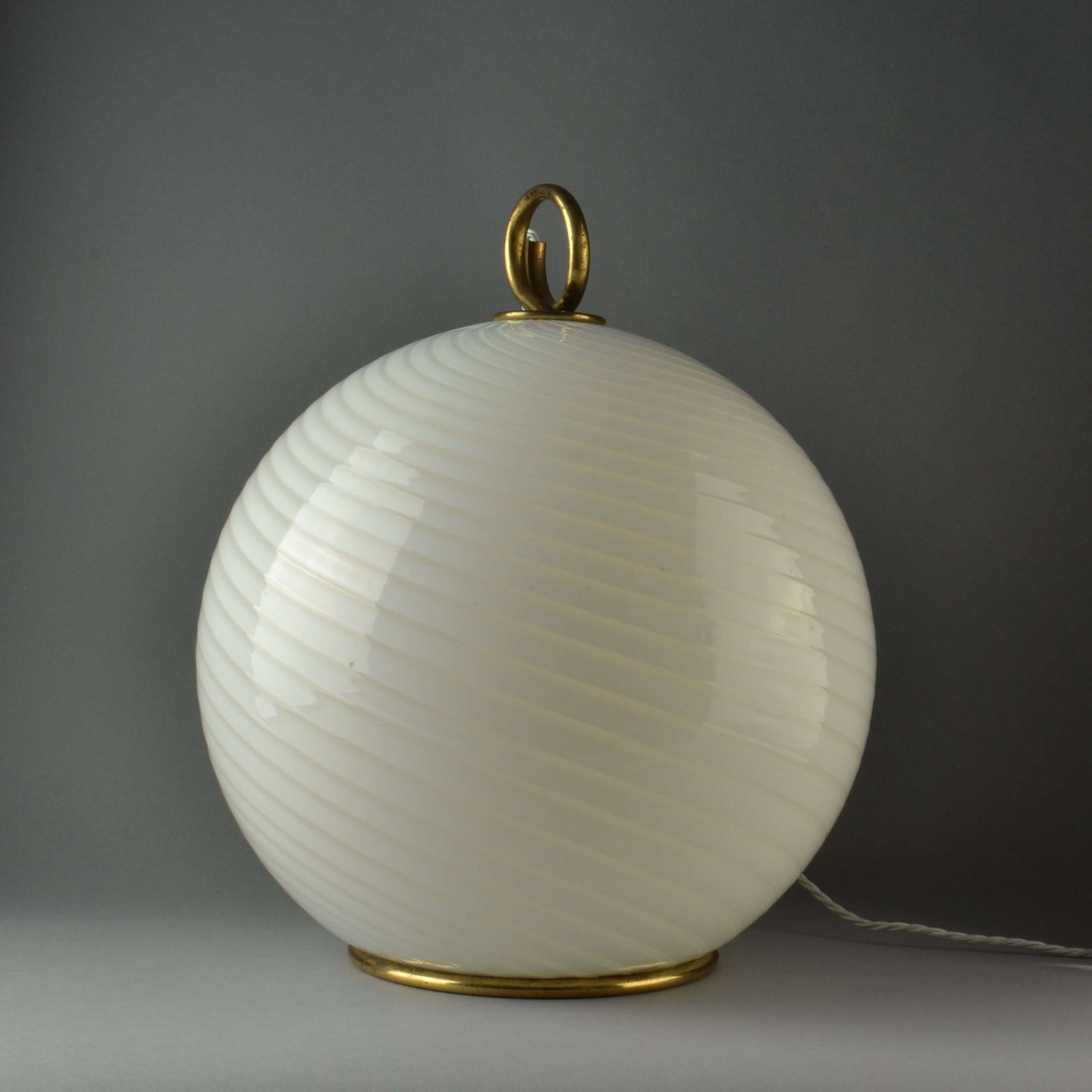 Venini Filigrana White Glass Spherical Table Lamp, Italy 1960 photo vintage