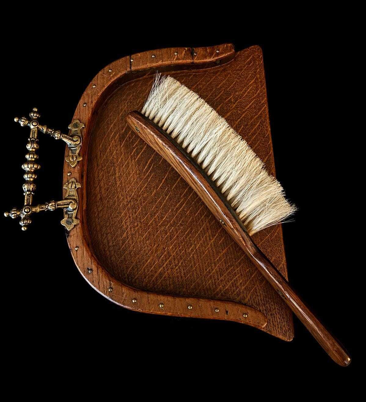 Antiek Engels Kruimelset: Houten Tafelschep En Borstel, Edwardiaans