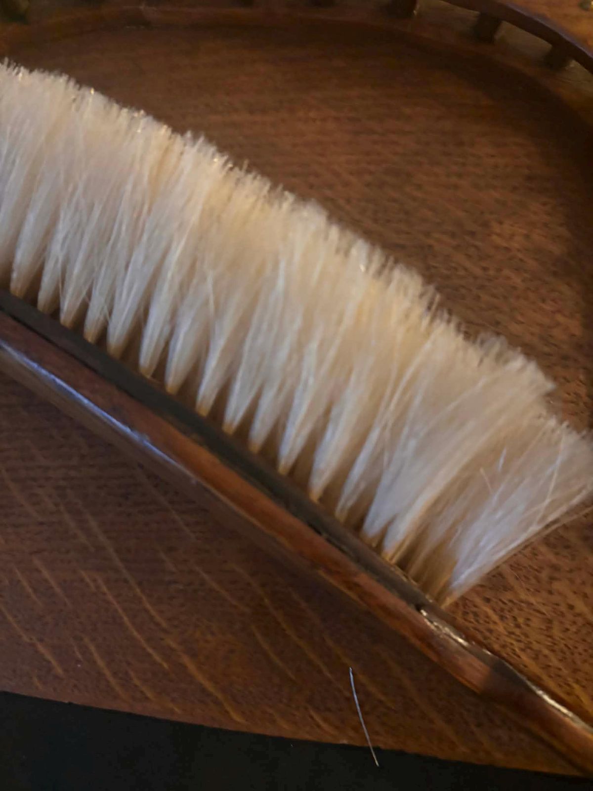 Woonaccessoires Antiek Engels Kruimelset: Houten Tafelschep En Borstel, Edwardiaans photo