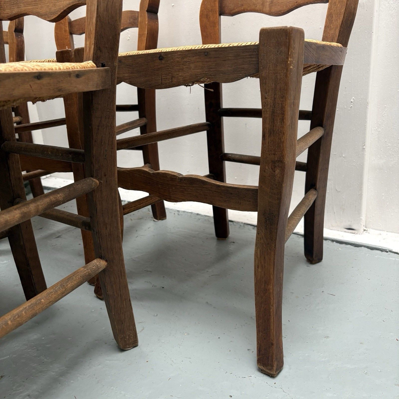 photo for sale 5 Vintage French Farmhouse Country ´Van Gogh’ Ladderback Rush Seat Dining Chairs