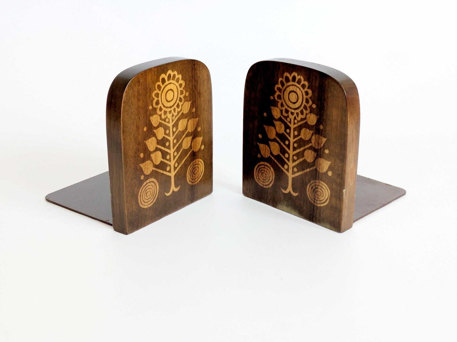 Pair Of Vintage Wood Bookends, 1970s Midcentury Floral Design Library Shelf Decor