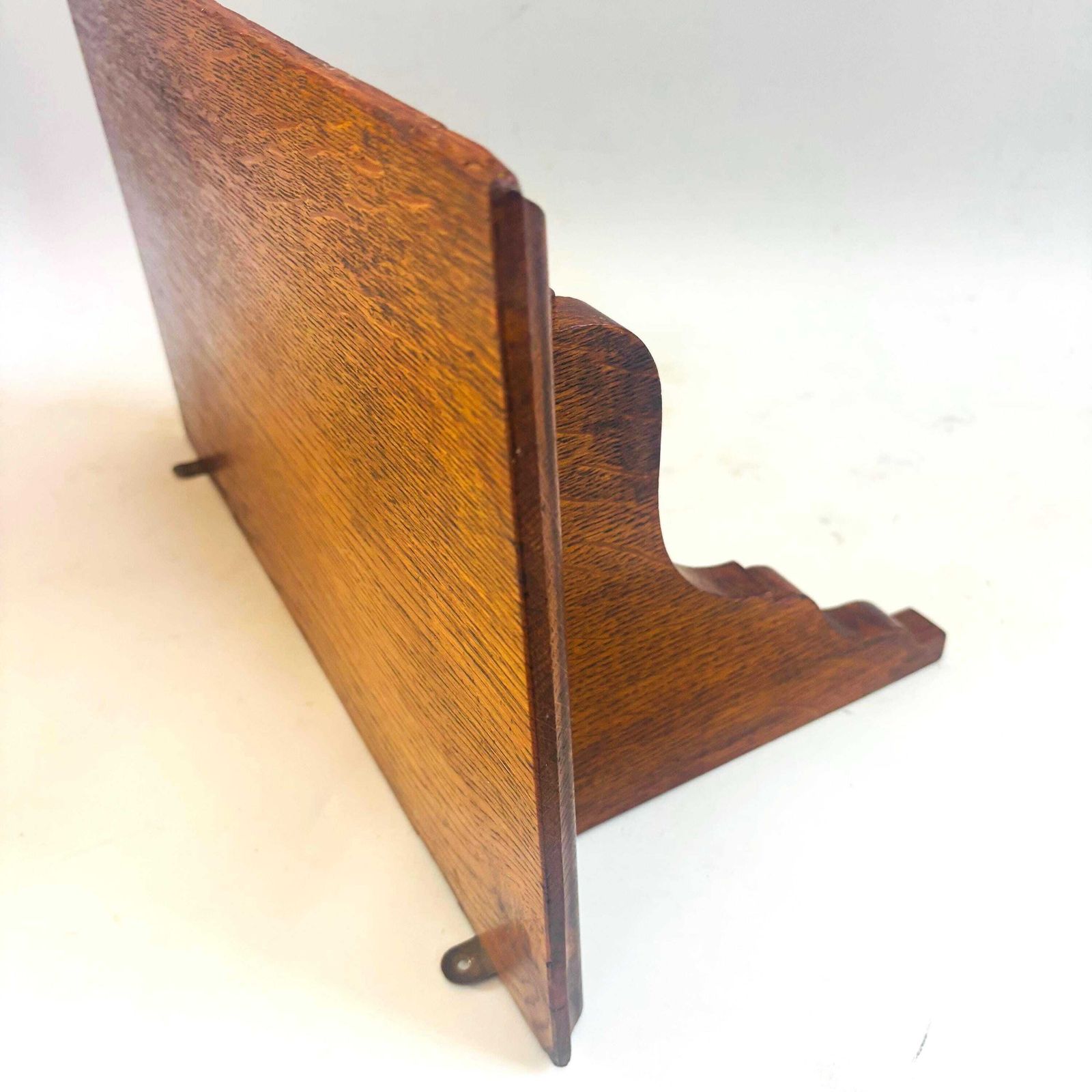 Mobilier Étagère d'horloge d'époque en chêne massif, applique murale Arts & Crafts, vers 1900 photo