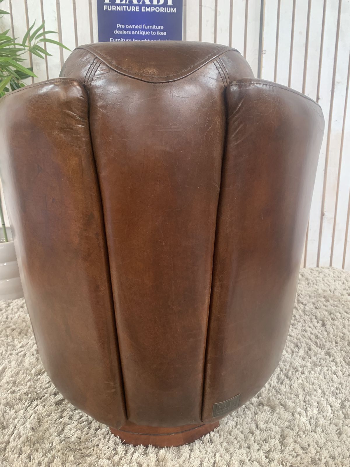 Timothy Oulton Halo Mars Aviator Rocket Leather Club Armchair Cigar Brown Vintage photo Furniture