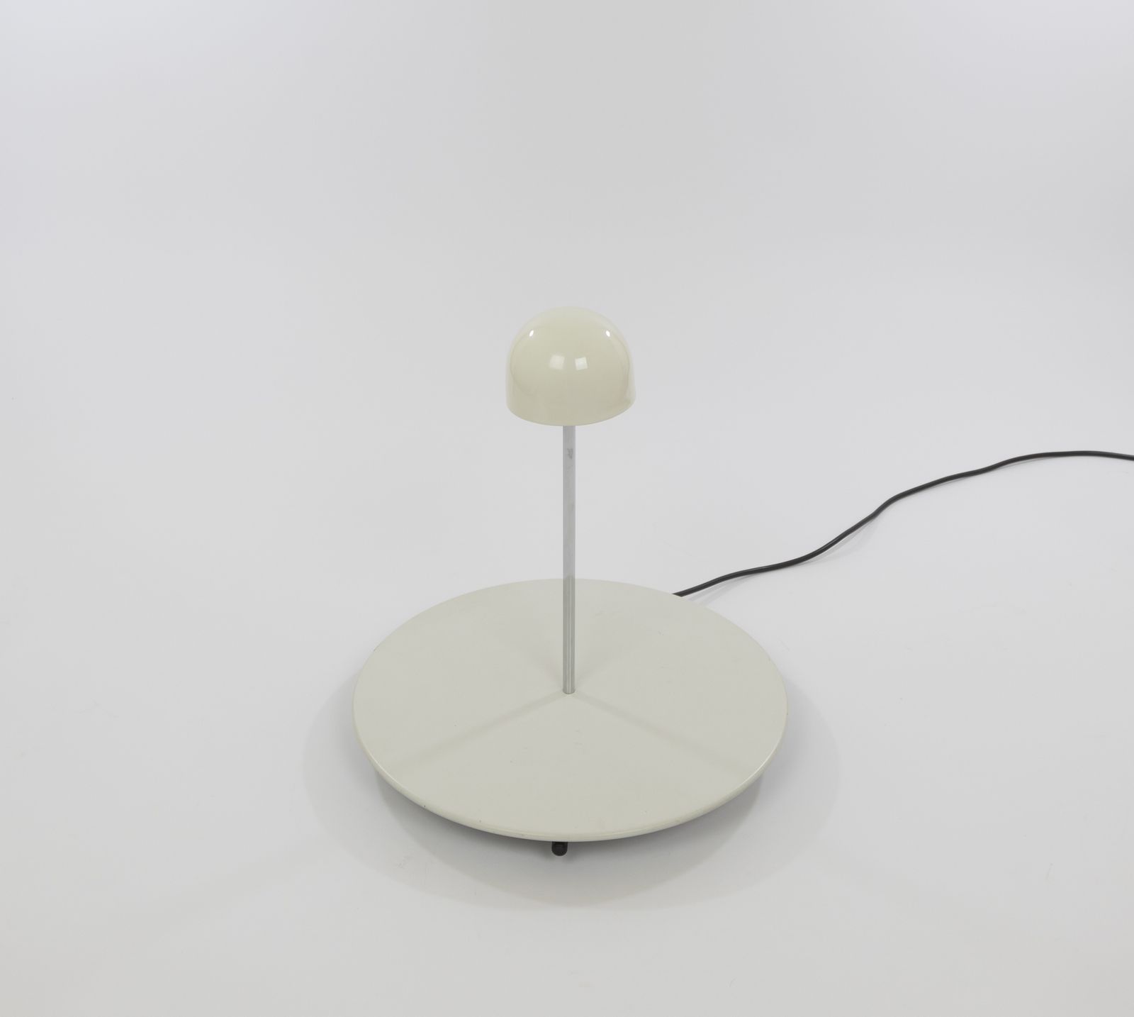 Nemea Table Lamp By Vico Magistretti For Artemide, 1980s photo 1350.0