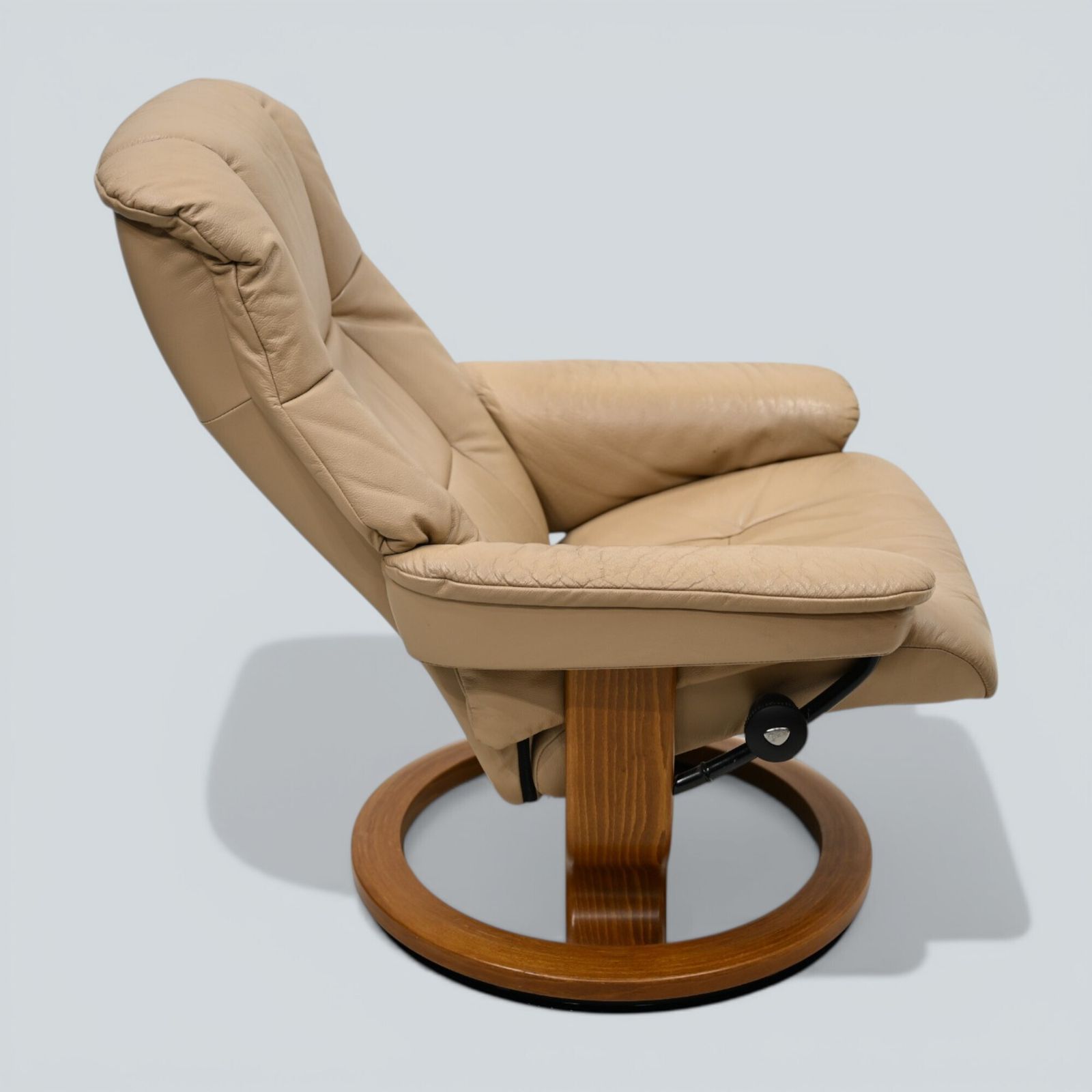 photo buy Erkornes Stressless Reclining Armchair Beige Leather Swivel Free Uk Delivery